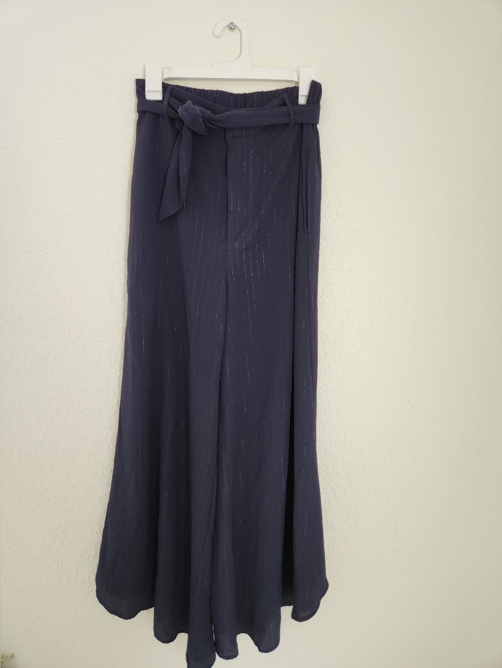 Bishop + Young Midnight Navy Pinstripe Pants  with Waist Tie size Medium